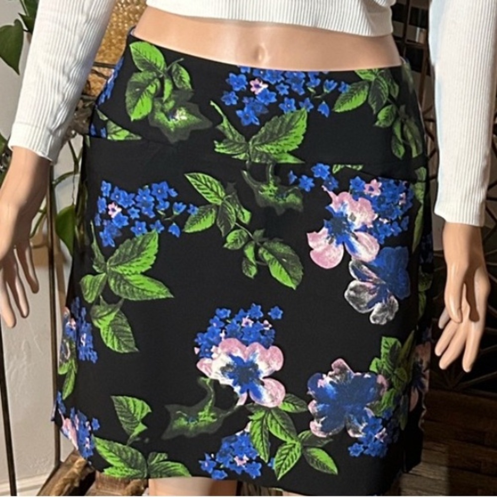 NWT SWING CONTROL SPORT SKORT 8